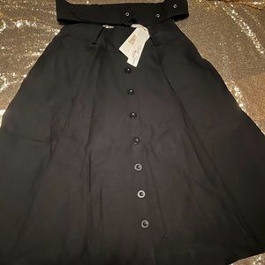 Elegante and casual skirt